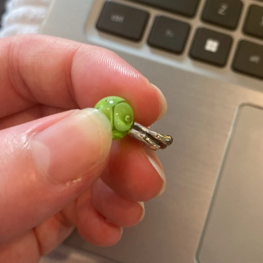 Trollbeads Spring Dangle Bead - Picture 3 of 4